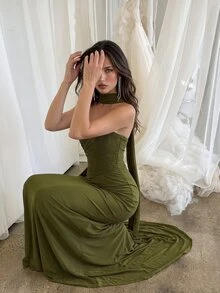 Aloruh Elegant Chiffon Olive Green Winter Formal Wedding Strapless Shaping Fishtail Pleated Side Drape Flounce Multi-Wear Halter Bridesmaid Dress - Army Green - View 6