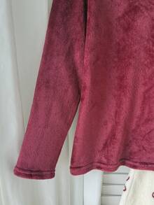SHEIN Set Piyama Anak Perempuan Motif Kotak-kotak Sederhana dengan Pita, Atasan Bahu Longgar dan Celana Panjang (2pcs) - Nyaman dan Longgar, Cocok untuk Dipakai di Musim Gugur/Musim Dingin - Merah - View 3