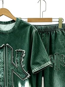 SHEIN 青少年男孩休閒舒適時尚簡約百搭復古感口號印花漸層拼色圓領T恤與慢跑褲套裝 - 軍綠色 - 查看 5