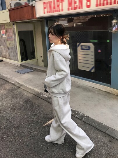 DAZY Women's 2pcs Set, Loose Fit Hooded Zip-Up Sweatshirt And Straight Leg Pants, Casual Streetwear Vacation Korean Style, Autumn/Winter, Grey Floral