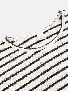 SHEIN 青少年女孩 T-Shirt 套裝 秋季 2 件套 寬鬆條紋圓領落肩長袖 T-Shirt 與鬆緊腰條紋長褲 外出穿搭 - 黑與白 - 查看 7