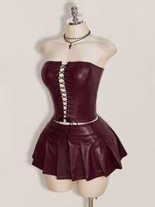 SHEIN ICON Y2K 性感女款酒紅色哥德風萬聖節夜店舞廳 Gyaru 純色 PU 皮革打孔繫帶抹胸上衣與百褶迷你裙 秋季 - 酒紅色 - 查看 5