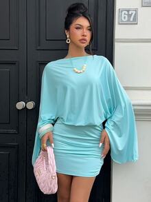 Siren Gaze Gaun Mini Wanita Tanpa Punggung Warna Polos Seksi Elegan untuk Pesta Disko, Kencan, Klub Malam, Warna Biru Tosca, Musim Gugur - Mint Blue - View 6