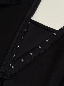 Rustia Jumpsuit Pas Badan Ukuran Plus dengan Tali dan Gesper, Jumpsuit Hitam Elastisitas Tinggi Panjang Sedang untuk Musim Gugur/Dingin - Hitam - View 6