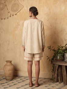 SHEIN LUNE Minimalist Tropical Casual Vacation Daily Commute Old Money Style Shirt Shorts Pockets Textured Fabric Spring Summer Autumn Beige Set - Apricot - View 2