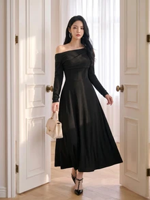 Heiryn Vestido con cuello asimétrico y fruncido delantero - Negro - Ver 8