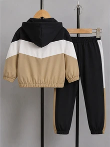 SHEIN 2件組男童休閒拼色連帽衛衣與長褲套裝，運動戶外秋季款 - 卡其色 - 查看 2