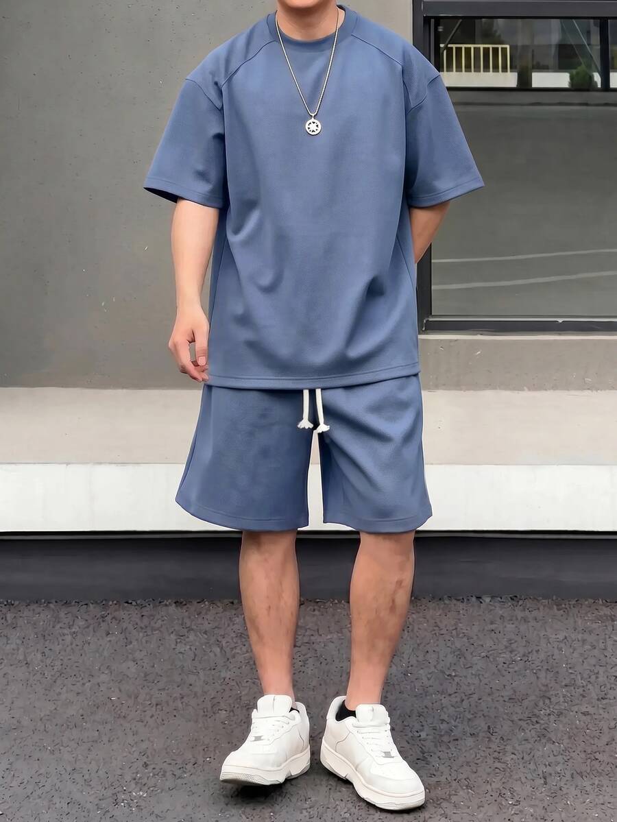 SHEIN 青少年男孩 2件組休閒寬鬆舒適 Logo 裝飾短袖上衣與短褲套裝 - 藍色 - 查看 1