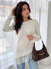 Solavon Sweater dengan Hiasan Renda Kontras dan Hem Asimetris - Putih - View 3