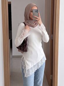 Solavon Sweater dengan Hiasan Renda Kontras dan Hem Asimetris - Putih - View 1