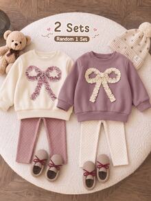 SHEIN LMoss Kids 可愛時尚 3D 波浪邊蝴蝶結圖案 嬰兒女童休閒軟舒適寬鬆圓領套頭衛衣與厚實波點內搭褲 2 件套，適合秋冬日常、上學、外出、萬聖節、聖誕節，甜美女孩風 - 彩色 - 查看 1