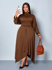 SOLERSUN Gaun Plus Model Kerah Tinggi Lengan Lentera dengan Hem Asimetris untuk Musim Gugur - Coklat - View 6