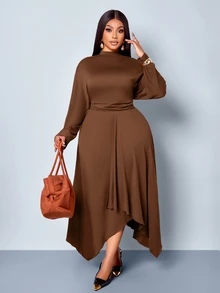 SOLERSUN Gaun Plus Model Kerah Tinggi Lengan Lentera dengan Hem Asimetris untuk Musim Gugur - Coklat - View 2