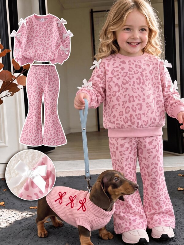 SHEIN Elladie kids 2pcs/Set Girls Sweet & Cool 3D Bow Decor Pink Top + Pink Flare Pants Outfit, Pink Top With Multiple White Bows, Pink Leopard Print Flare Pants With Fashionable Cut, Overall Sweet & Cool Style Blending Cute And Fashionable, Suitable For Back To School, Outings, Streetwear