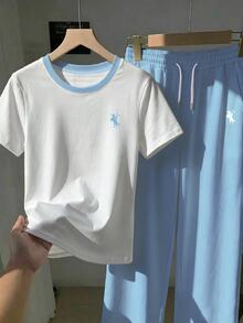 SHEIN EZwear 2件組刺繡圓領短袖上衣與條紋印花長褲，休閒風 - 淺藍色 - 查看 4