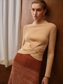 MOTF PREMIUM WOMEN'S AUTUMN/WINTER MINIMALIST VERSATILE SOLID COLOR FUNNEL NECK TWISTED DESIGN SLIM FIT SWEATER - Apricot - View 7