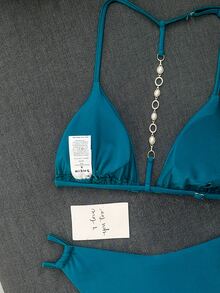 Swim Basics 女款純色掛脖露背短版上衣與低腰三角褲比基尼泳衣2件套，適合夏季海灘度假 - 水鴨藍 - 查看 3