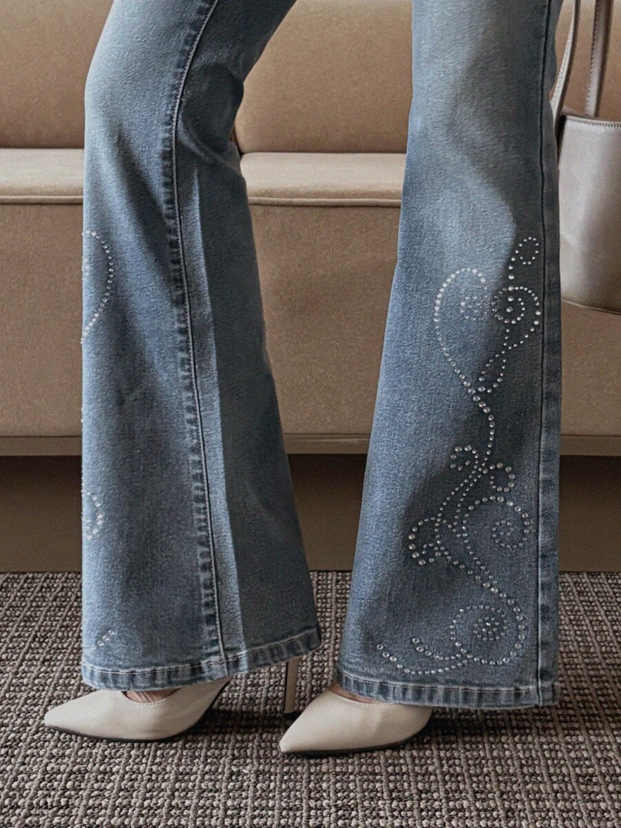 DAZY Distressed Washed Faded Rhinestone Pattern Slim Fit Flare Leg Jeans Casual Vacation Spring Autumn Women's Denim Pants - Blue - View 1