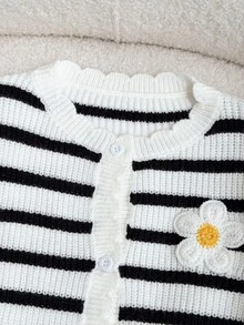SHEIN 女童針織圓領條紋3D花卉休閒毛衣與長褲秋季兩件套 - 彩色 - 查看 9