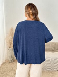 SHEIN CURVE+ Kaos Lengan Panjang Leher Bulat Biru Kasual Wanita Ukuran Besar untuk Musim Gugur - Biru - View 2