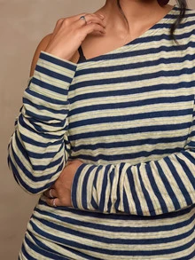 Freevana Plus Size Casual Sexy One Shoulder Knit Striped Top - Versatile Autumn/Winter Style, Suitable For Dates, Girls' Gatherings Or Vacations - Black - View 5