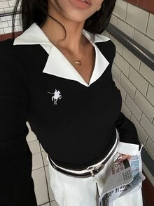 Glimmora 女式骑士印花撞色翻领长袖修身时尚上衣 - 黑色 - 查看 11