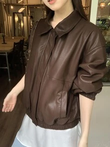 DAZY 女款深棕色純色寬鬆翻領長袖休閒街頭風 PU 皮夾克，適合秋季校園與日常穿搭 - 棕色 - 查看 4