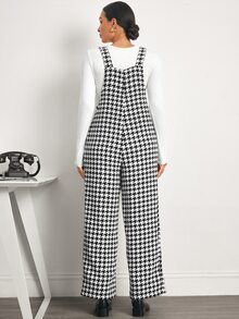 MaterniWear Jumpsuit Motif Houndstooth untuk Ibu Hamil yang Cocok untuk Bepergian - Hitam dan Putih - View 2