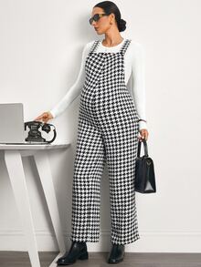 MaterniWear Jumpsuit Motif Houndstooth untuk Ibu Hamil yang Cocok untuk Bepergian - Hitam dan Putih - View 7