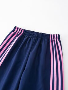 SHEIN 3件組女孩大童甜酷學院風連帽外套＋細肩帶背心＋寬腿褲套裝，日常上學與外出穿搭 - 寶藍色 - 查看 7