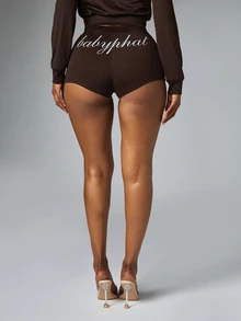BABYPHAT Celana Pendek Mini Blok Warna dengan Tali Serut di Pinggang, Saku Samping, dan Cetakan Logo di Bagian Depan dan Belakang Pinggang. - Coffee Brown - View 2