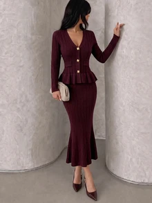 NOVVYNE Elegant Commuter V-Neck Hollow Knit Bodycon Dress Mermaid Skirt Mid-Length Sweater 2 Pieces Set - Red Violet - View 2