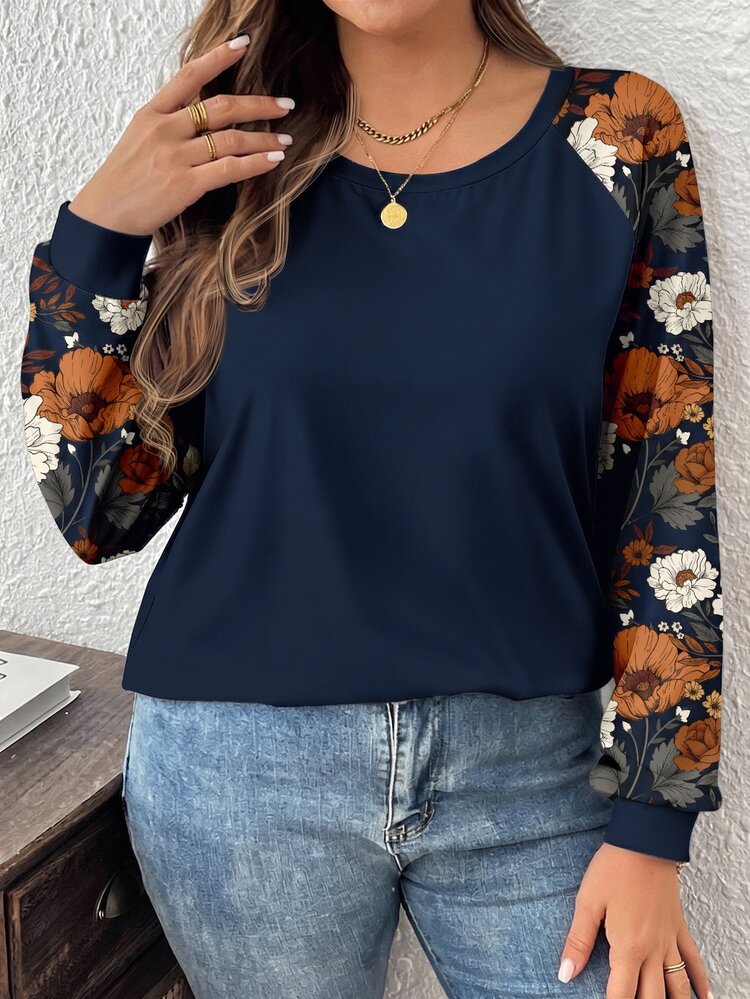 Comfylo Áo thun tay raglan họa tiết hoa tương phản size lớn - Màu xanh hải quân - Xem 4