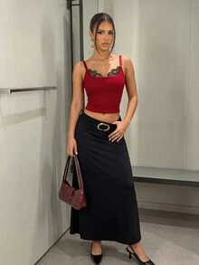 SomedayCozy Atasan Camisole Wanita Model Pas Badan dengan Detail Renda dan Lipatan, Serbaguna untuk Pemakaian Sehari-hari - Burgundy - View 4