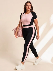 SHEIN Rhythm Era 2件組休閒百搭大尺碼上衣搭配拉鍊設計字母印花修身長褲運動套裝 運動健身 夏季 淡粉色、黑色與金色 - 彩色 - 查看 1