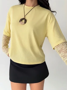 Aloruh 女款圓領休閒純色修身套頭T恤，甜美蕾絲拼接設計 - 淡黃色 - 查看 5
