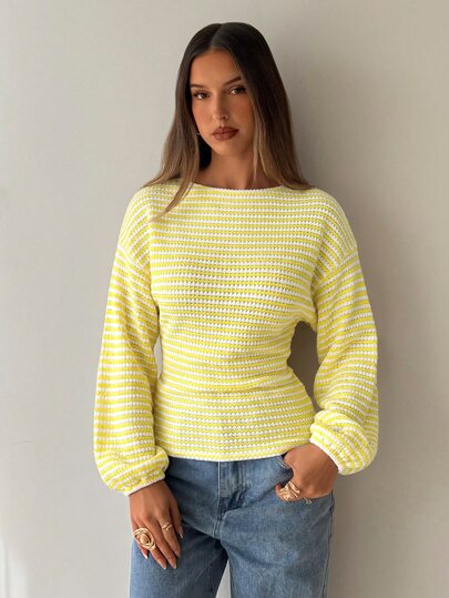 Aloruh Young Women's Autumn/Winter Striped Textured Boat Neck Petal Sleeve Long Sleeve Loose Top Tight Bottom T-Shirt, Versatile For Layering And Outerwear