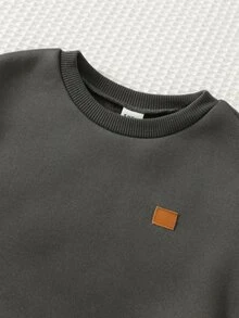 THE HAPPY LOOK 2PCS Kids Baby Boy Casual Daily Comfortable Crew Neck Pullover Long Sleeve Autumn Winter Sweatshirt & Striped Printed Sweatpants Knit Sweatshirt Set - Grey - View 4