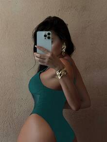 SHEIN Swim Springbreak 女士夏季海滩纯色吊带网眼拼接性感镂空连体泳衣，节日波西米亚风 - 墨綠色 - 查看 2