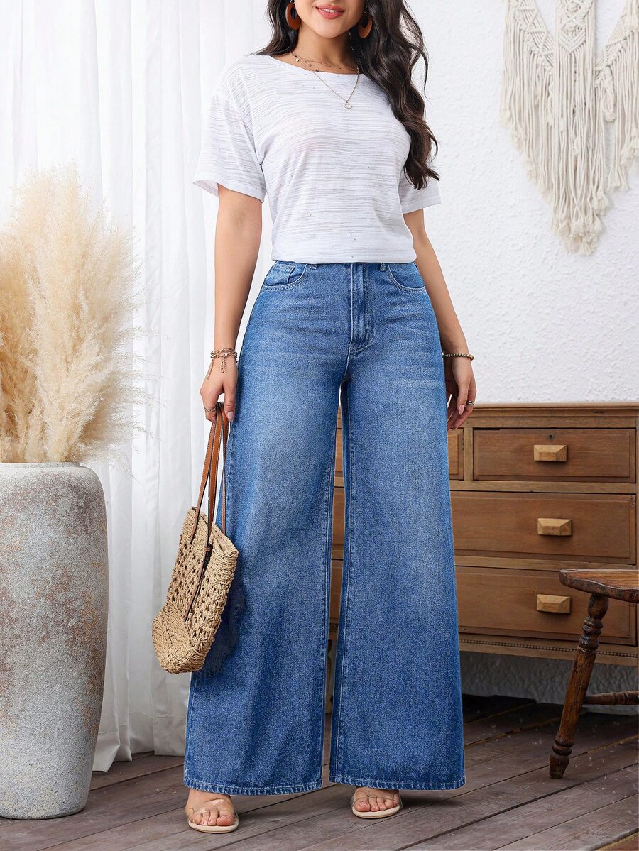 EMERY ROSE Plus Size Women's Loose Wide Leg Casual Denim Jeans With Pockets - Medium Wash - View 1