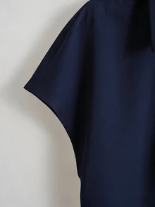 Franclia 百搭休闲蝙蝠袖V领印花围巾系带衬衫，米色，短袖，宽松版型，适合春夏办公室通勤穿着。 - 藏蓝色 - 查看 5