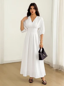 SHEIN Tall فستان طويل بلون موحد بياقة على شكل حرف V وأكمام منتفخة وطيات مطوية - أبيض - مشاهدة 3