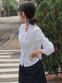DAZY 純色翻領修身短袖白色女款襯衫 - 白色 - 查看 3
