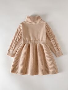 女嬰針織毛衣洋裝 秋冬卡其色 高圓領套頭式 粗針編織菱格紋 A字版型 柔軟紋理面料 適合外出與居家穿著 - 卡其色 - 查看 2