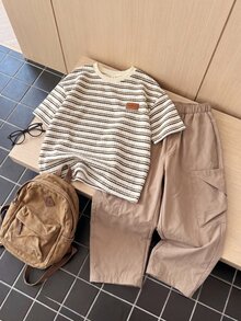 两件套儿童/青少年男童休闲条纹圆领套头短袖宽松T恤和直筒宽松口袋裤套装 - 彩色 - 查看 5