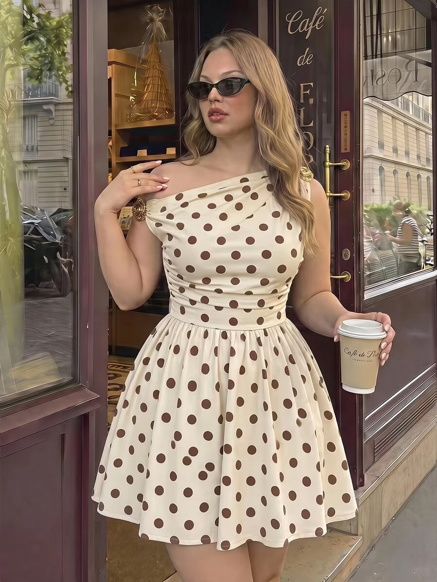 SHEIN MOD 大尺碼女款波點印花不對稱肩褶皺時尚1950年代復古優雅連身裙,白色夏季早午餐旅行度假穿搭 - 彩色 - 查看 1