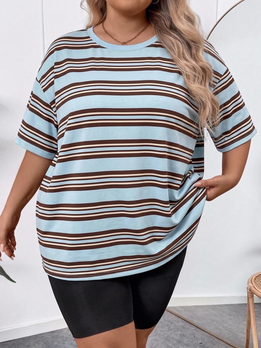 SHEIN CURVE+ 大尺碼 22W 休閒極簡寬鬆條紋圓領女款T恤,適合秋冬穿著 - 彩色 - 查看 1