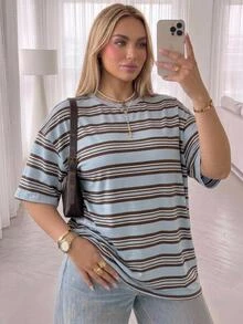 SHEIN CURVE+ 大尺碼 22W 休閒極簡寬鬆條紋圓領女款T恤，適合秋冬穿著 - 彩色 - 查看 3
