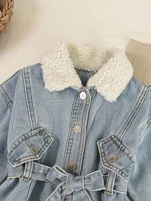 SHEIN Young Girl Young Girl Fall/Winter Warm Fleece Lined Blue Denim Collar Long Jacket With Waist Belt, For Young Girls School Clothes, Warm Jacket, Christmas - Medium Wash - View 9
