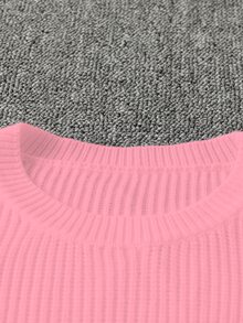 Manfinity EMRG Suéter básico casual de cuello redondo con mangas largas, de punto acanalado y desgastado, en color rosa polvo para hombres - Rosa vieja - Ver 4